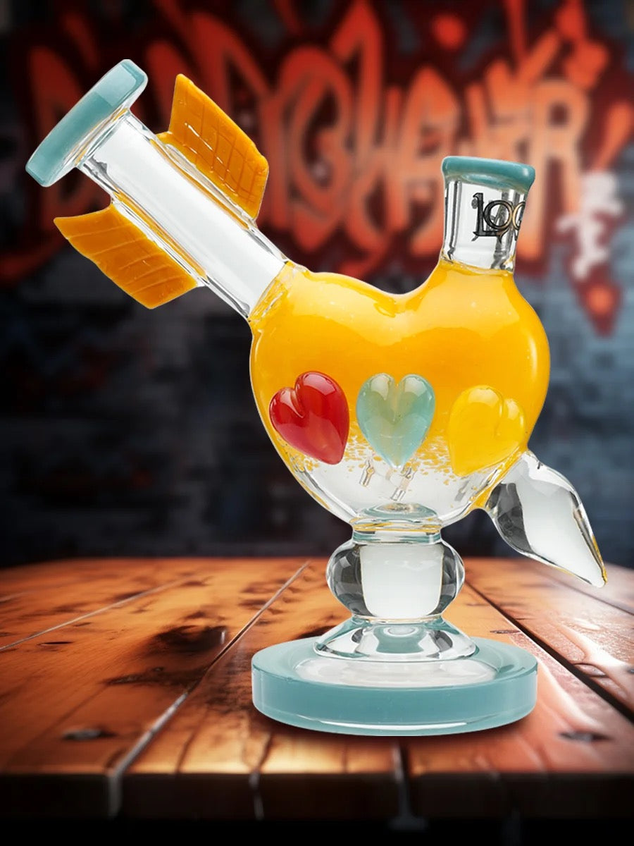 Lookah Bong 7.5" Cupid's Heart Water Pipe Yellow